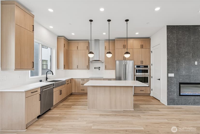 Property photo for 18805 99th Court NE #E, Bothell photo 10