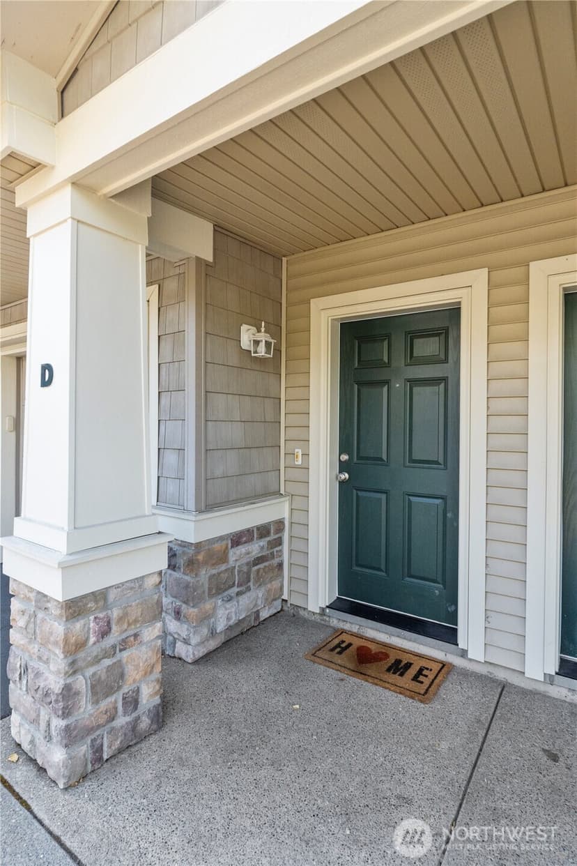 Property photo for 6137 Hazel Loop SE #D, Auburn photo 3