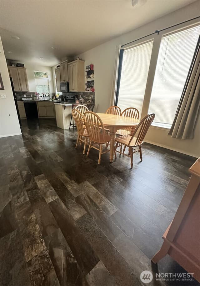 Property photo for 1720 Maple Lane #33, Kent photo 5