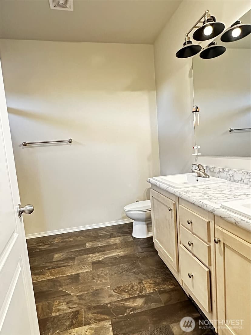 Property photo for 1720 Maple Lane #33, Kent photo 12