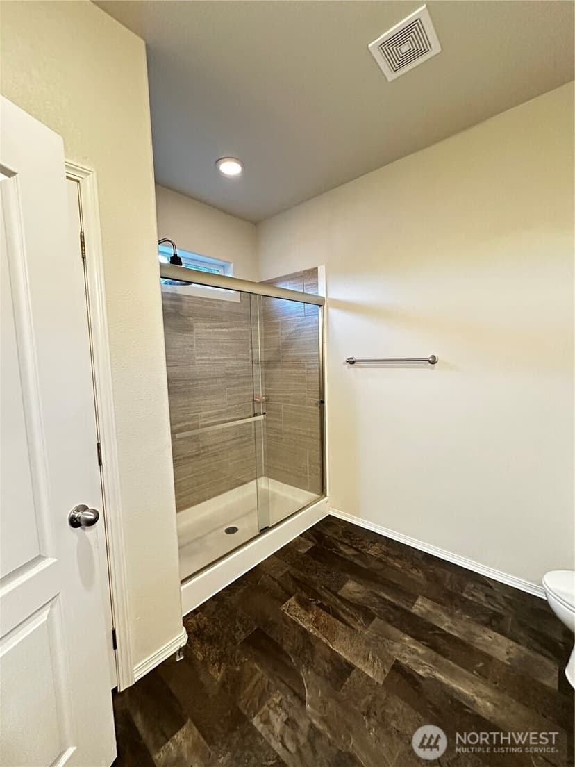 Property photo for 1720 Maple Lane #33, Kent photo 10