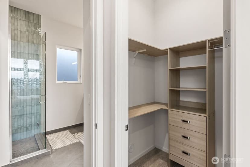 Property photo for 2925 Franklin Avenue E #A, Seattle photo 21
