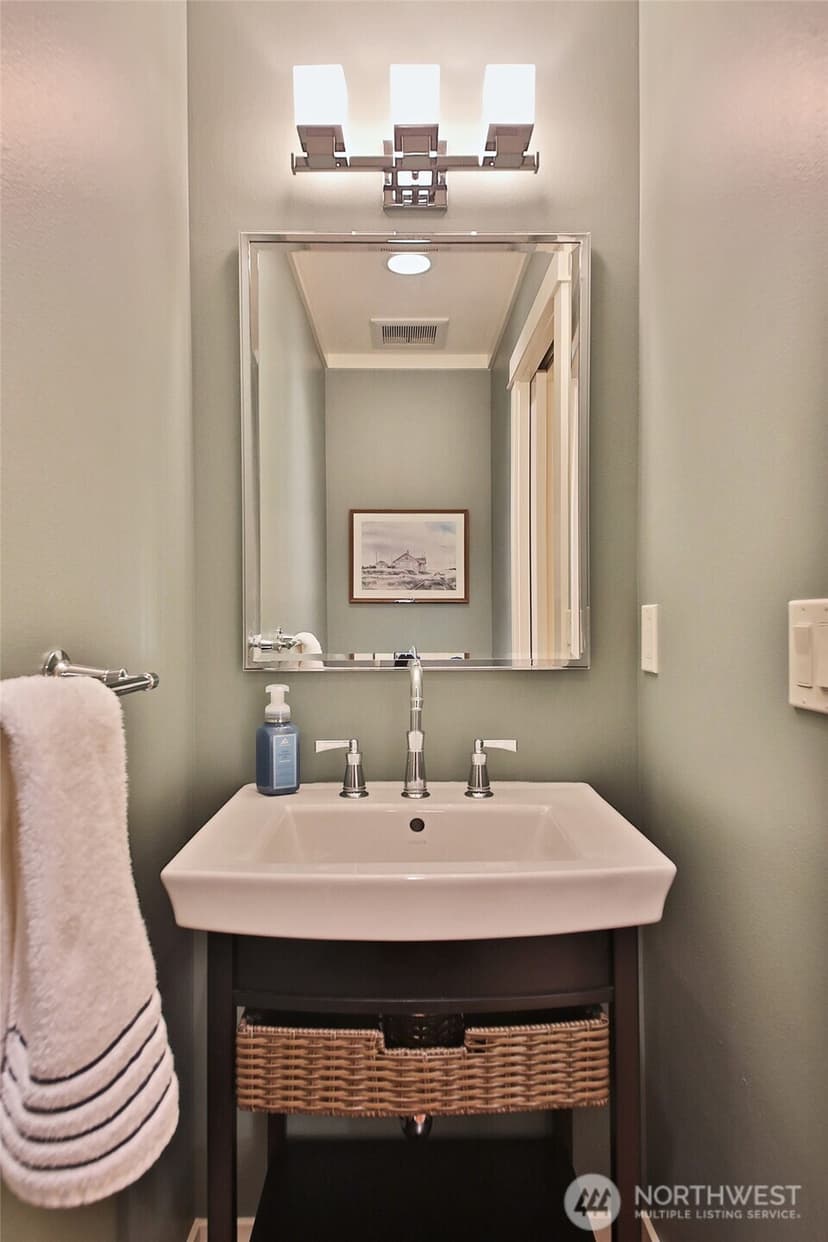 Property photo for 8238 Maritime Drive, Clinton photo 24