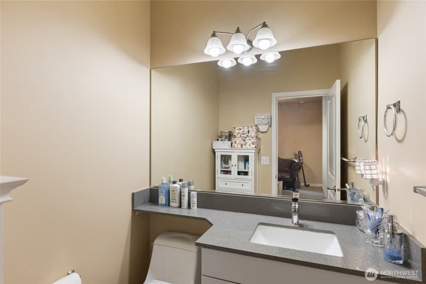 Property photo for 442 Tacoma Place NE, Renton photo 9