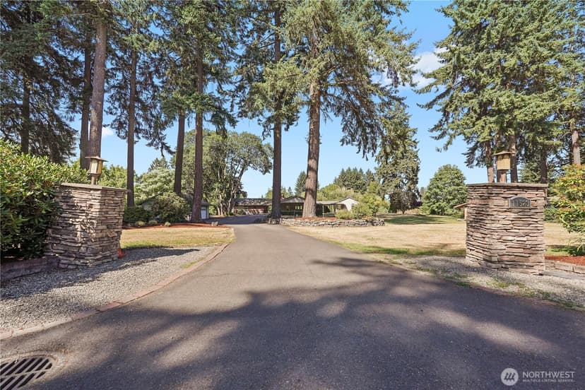Property photo for 11523 Clover Crest Drive SW, Lakewood photo 4