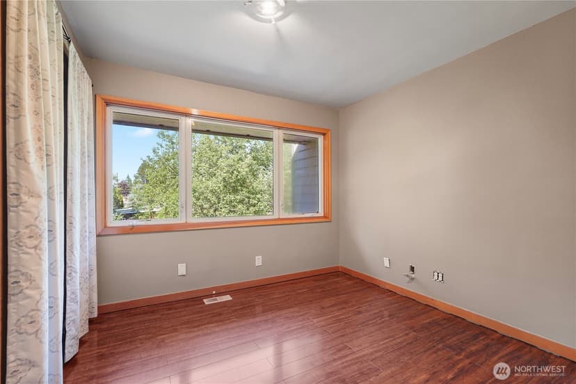 Property photo for 11523 Clover Crest Drive SW, Lakewood photo 16