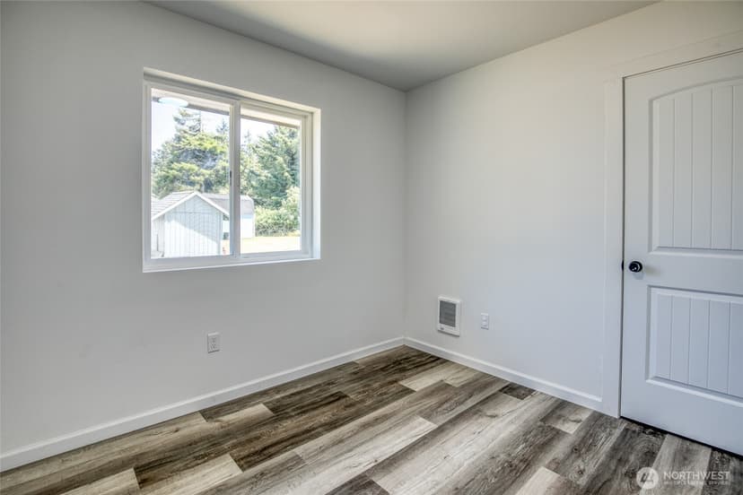 Property photo for 345 Mount Olympus Avenue SE, Ocean Shores photo 15