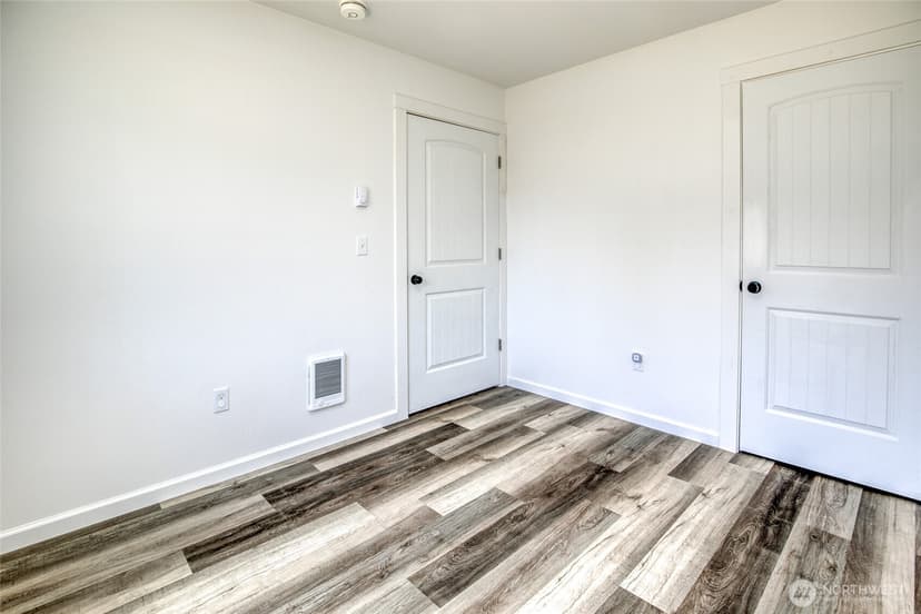 Property photo for 345 Mount Olympus Avenue SE, Ocean Shores photo 14