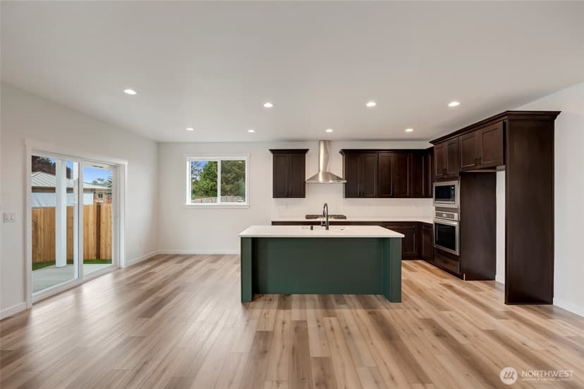 Property photo for 17851 26th Drive NE, Marysville photo 8