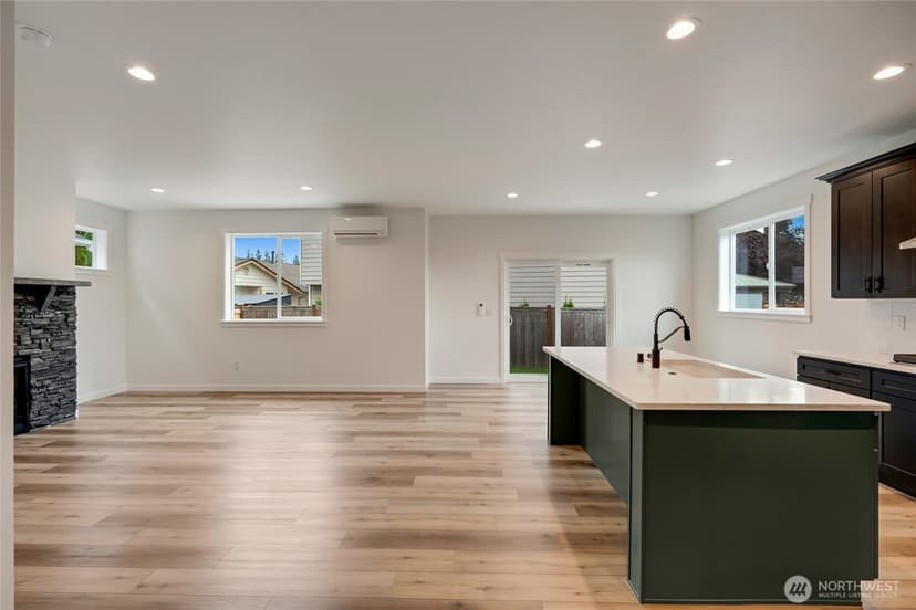 Property photo for 17851 26th Drive NE, Marysville photo 6
