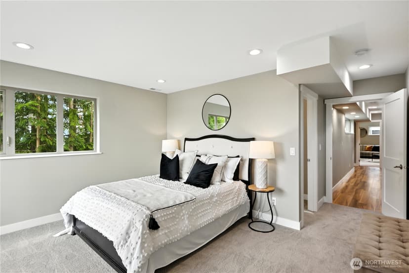 Property photo for 8221 S 121st Street, Seattle photo 15