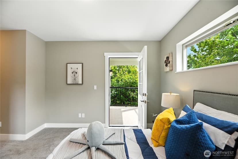Property photo for 8221 S 121st Street, Seattle photo 31