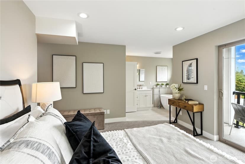 Property photo for 8221 S 121st Street, Seattle photo 16