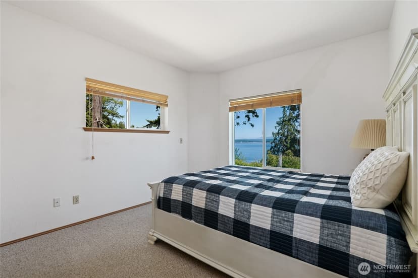 Property photo for 40 K Beach Way, Hat Island photo 9
