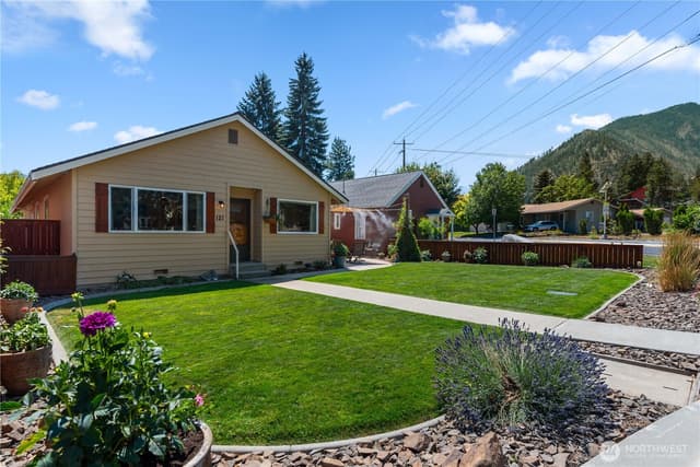 Property photo for 121 Benton Street, Leavenworth photo 3
