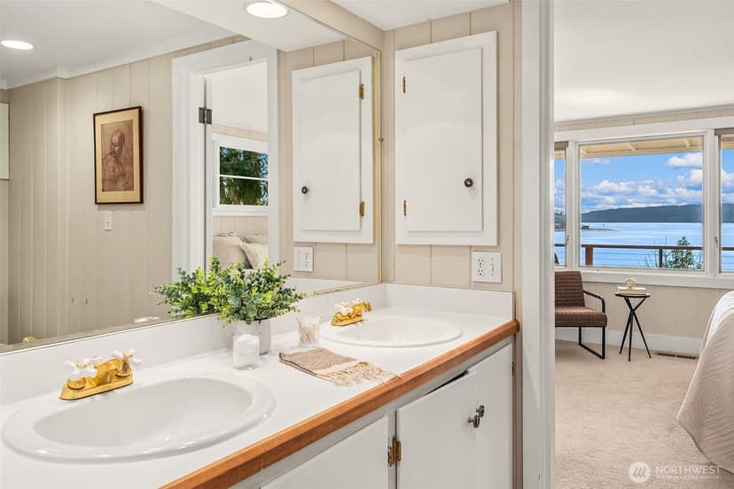 Property photo for 9423 SW Bayview Drive, Vashon photo 23