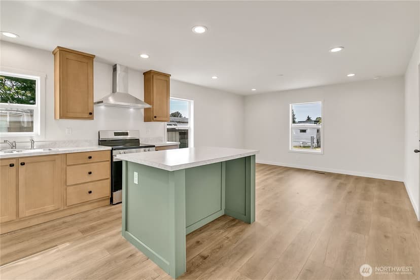 Property photo for 3237 S 182nd Place #221, SeaTac photo 8