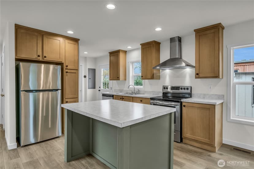 Property photo for 18117 32nd Avenue S #333, SeaTac photo 6