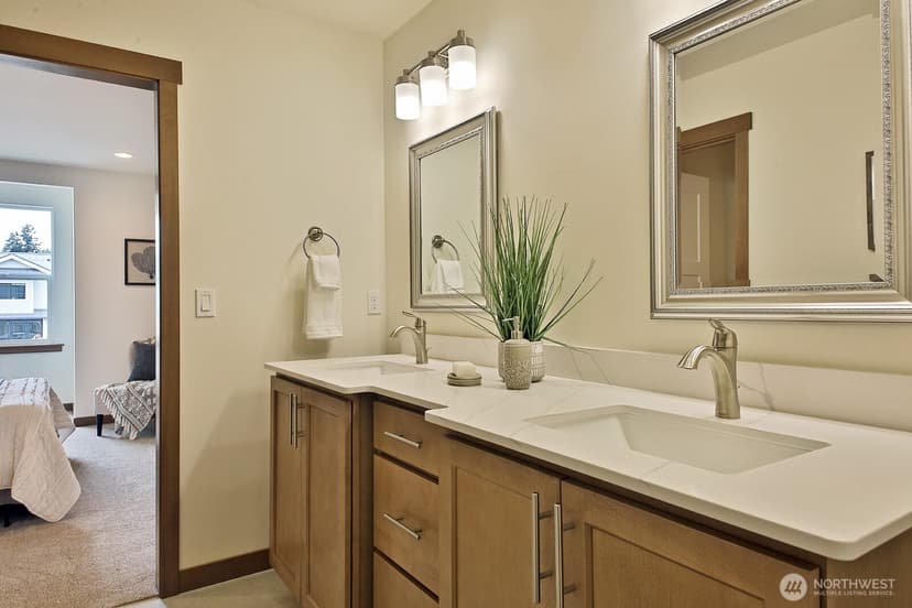 Property photo for 683 3rd Street #1(A), Langley photo 21