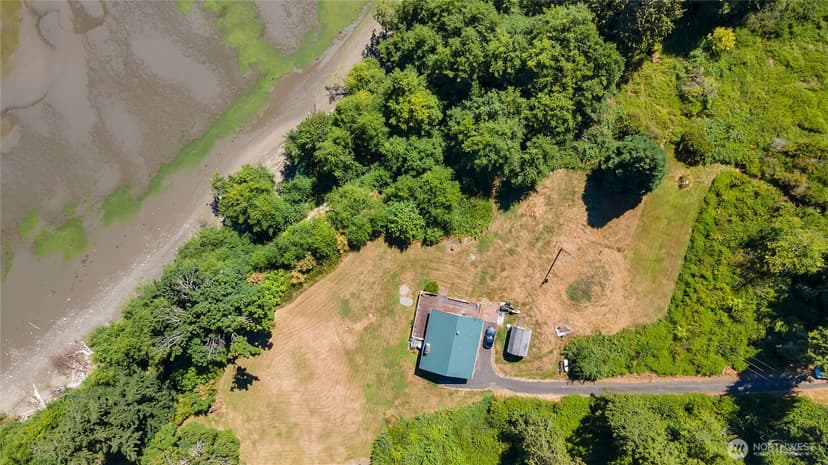 Property photo for 4745 Saratoga Road, Langley photo 5