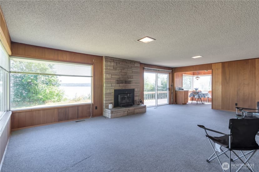 Property photo for 4745 Saratoga Road, Langley photo 13