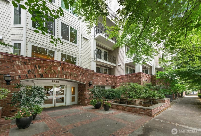 Property photo for 1525 NW 57th Street #216, Seattle photo 17