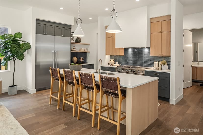 Property photo for 365 Newton Street, Seattle photo 13