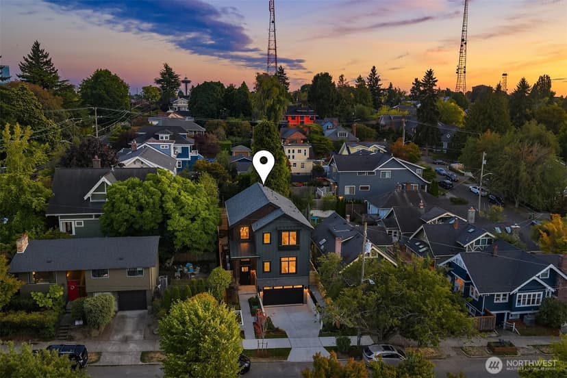 Property photo for 365 Newton Street, Seattle photo 3