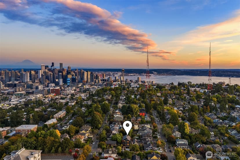 Property photo for 365 Newton Street, Seattle photo 4
