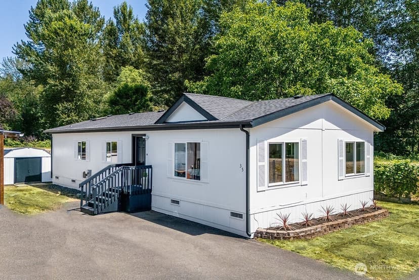 Property photo for 1540 Maple Lane #35, Kent
