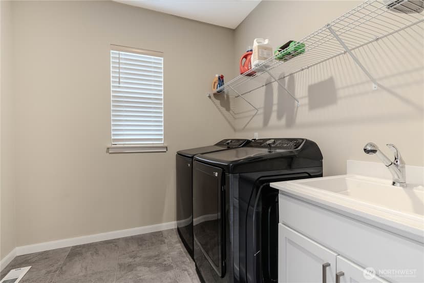 Property photo for 4500 Explorer Ave, Port Orchard photo 27