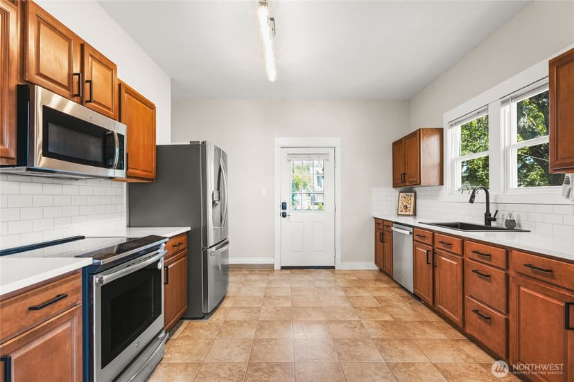 Property photo for 1419 S 54th Street, Tacoma photo 9