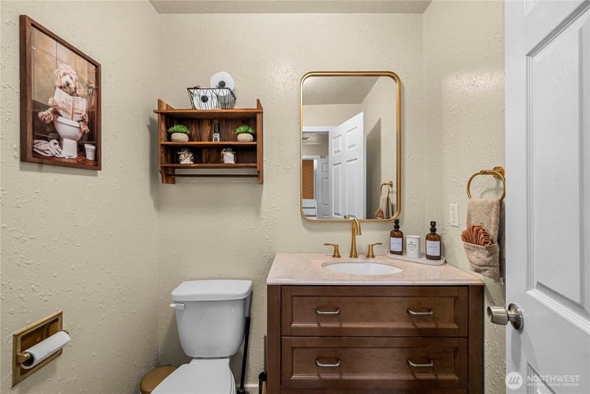 Property photo for 124 66th Avenue E, Fife photo 25