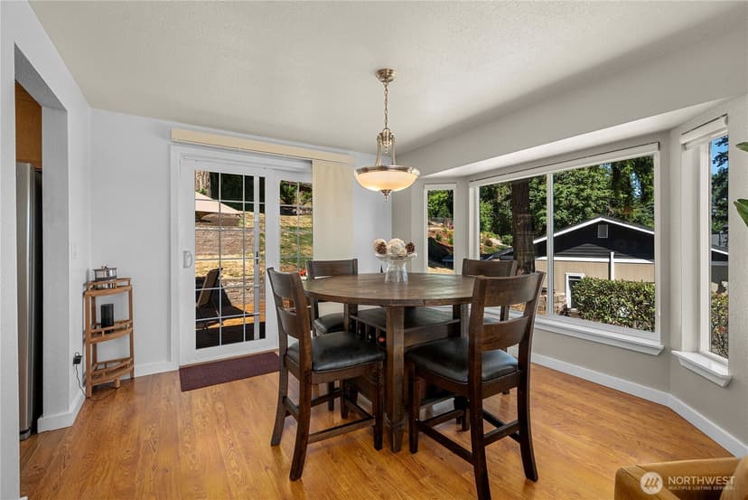 Property photo for 124 66th Avenue E, Fife photo 11