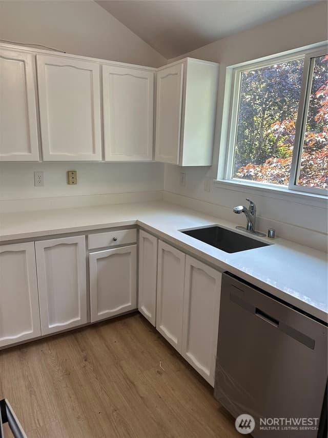 Property photo for 820 Cady Rd #J305, Everett photo 4