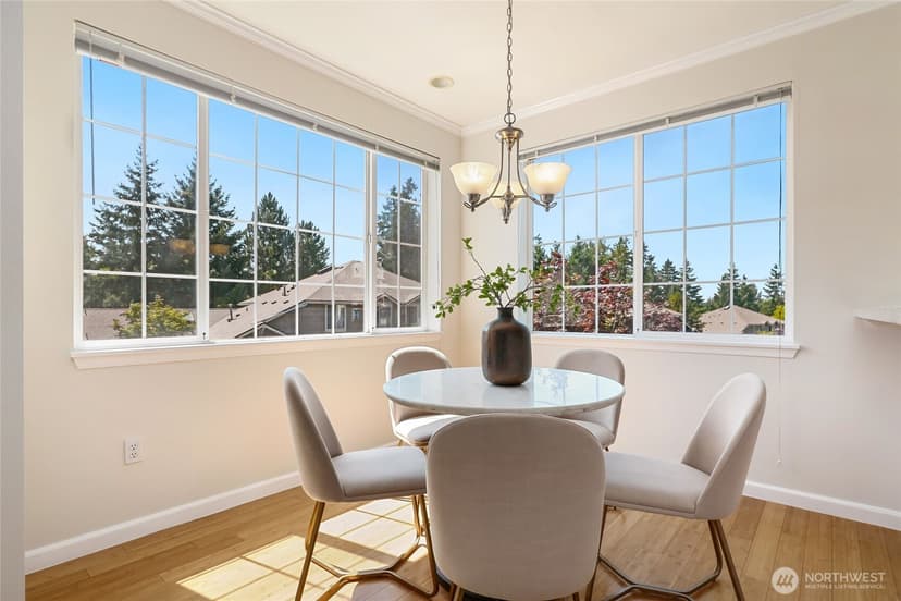 Property photo for 18606 NE 57th Street, Redmond photo 8