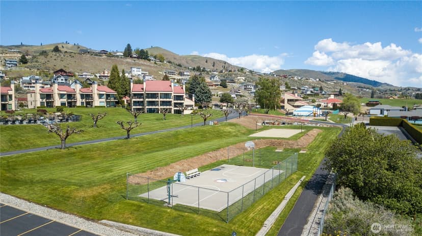 Property photo for 100 Lake Chelan Shores Drive #16-4 P, Chelan photo 11