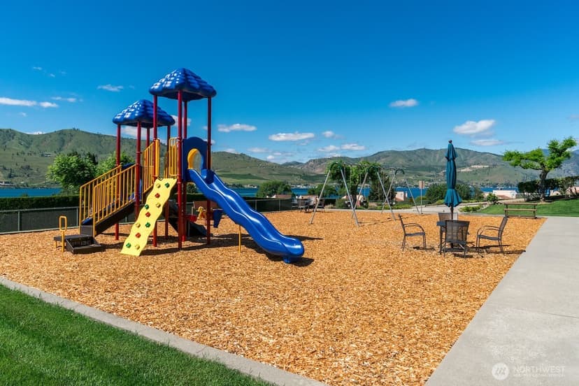 Property photo for 100 Lake Chelan Shores Drive #16-4 P, Chelan photo 13