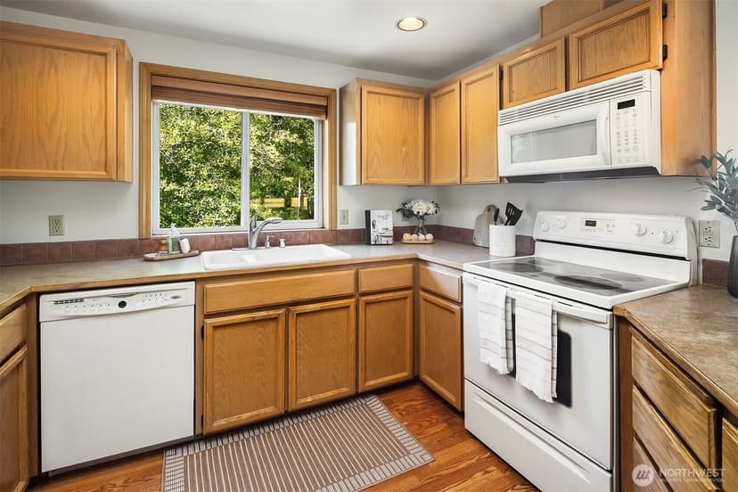 Property photo for 432 3rd Avenue S #B206, Edmonds photo 8