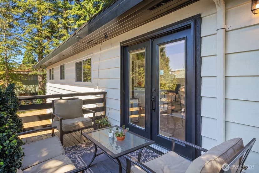Property photo for 422 S 168th Street, Burien photo 15