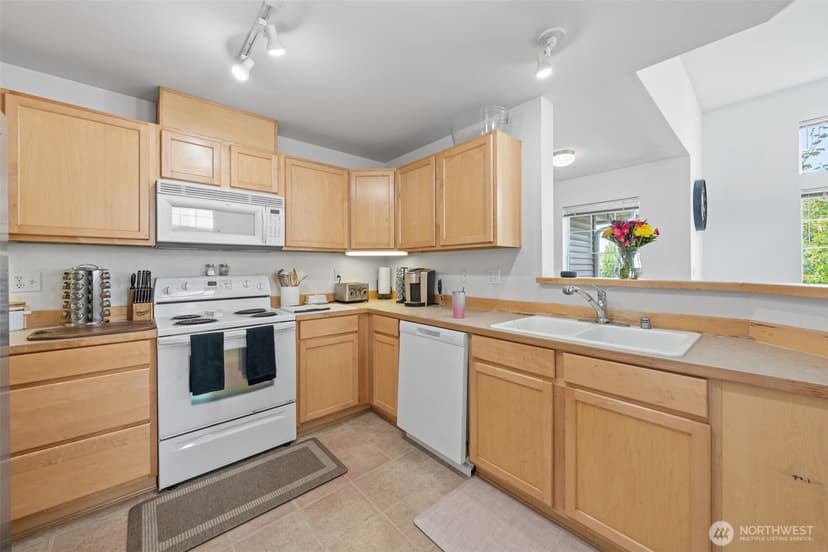 Property photo for 6134 Hazel Loop SE #B17, Auburn photo 11
