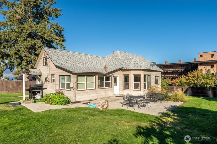 Property photo for 2213 W Woodin Avenue, Chelan photo 7