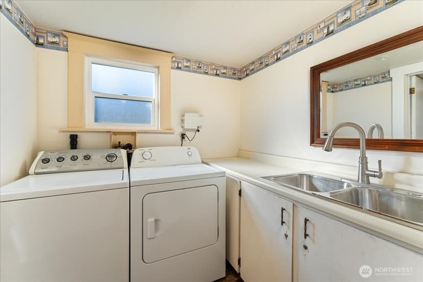 Property photo for 2213 W Woodin Avenue, Chelan photo 28