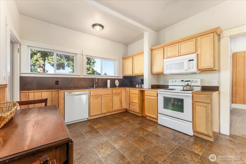 Property photo for 2213 W Woodin Avenue, Chelan photo 19