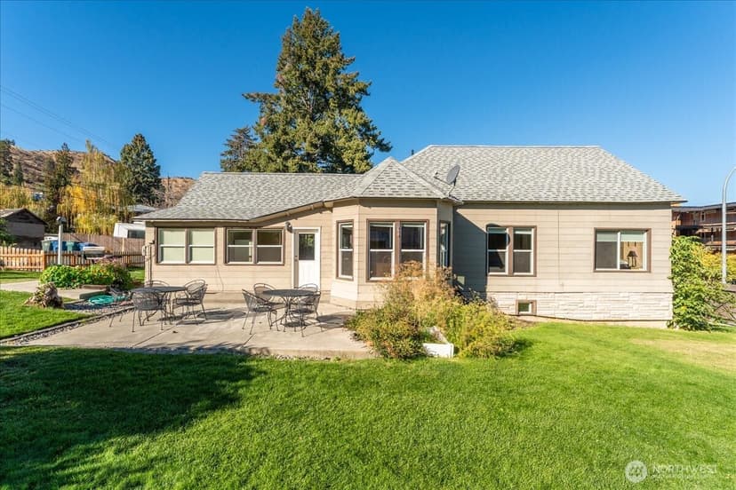 Property photo for 2213 W Woodin Avenue, Chelan photo 8