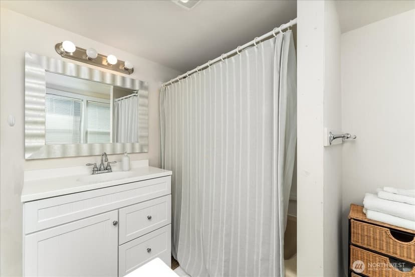 Property photo for 2213 W Woodin Avenue, Chelan photo 24