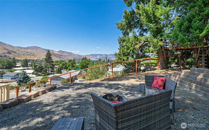 Property photo for 505 N Navarre Street, Chelan photo 3