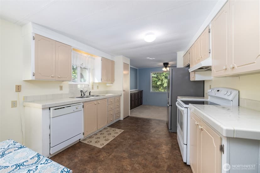 Property photo for 3333 228th Street SE #100, Bothell photo 11