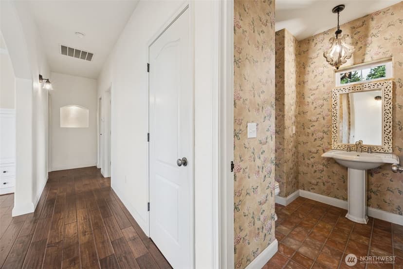 Property photo for 10910 48th Street Ct E, Edgewood photo 13