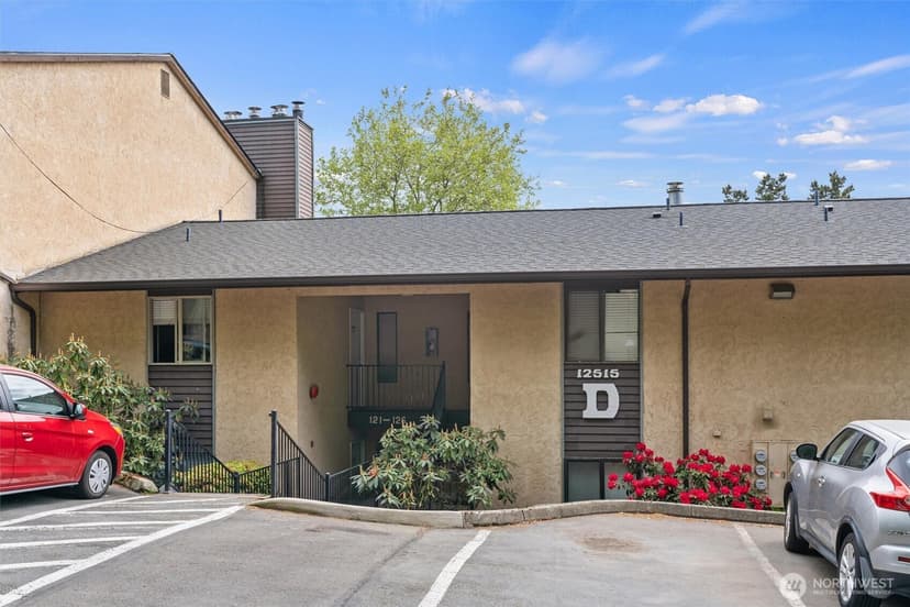 Property photo for 12515 NE 145th Place #D121, Kirkland photo 20